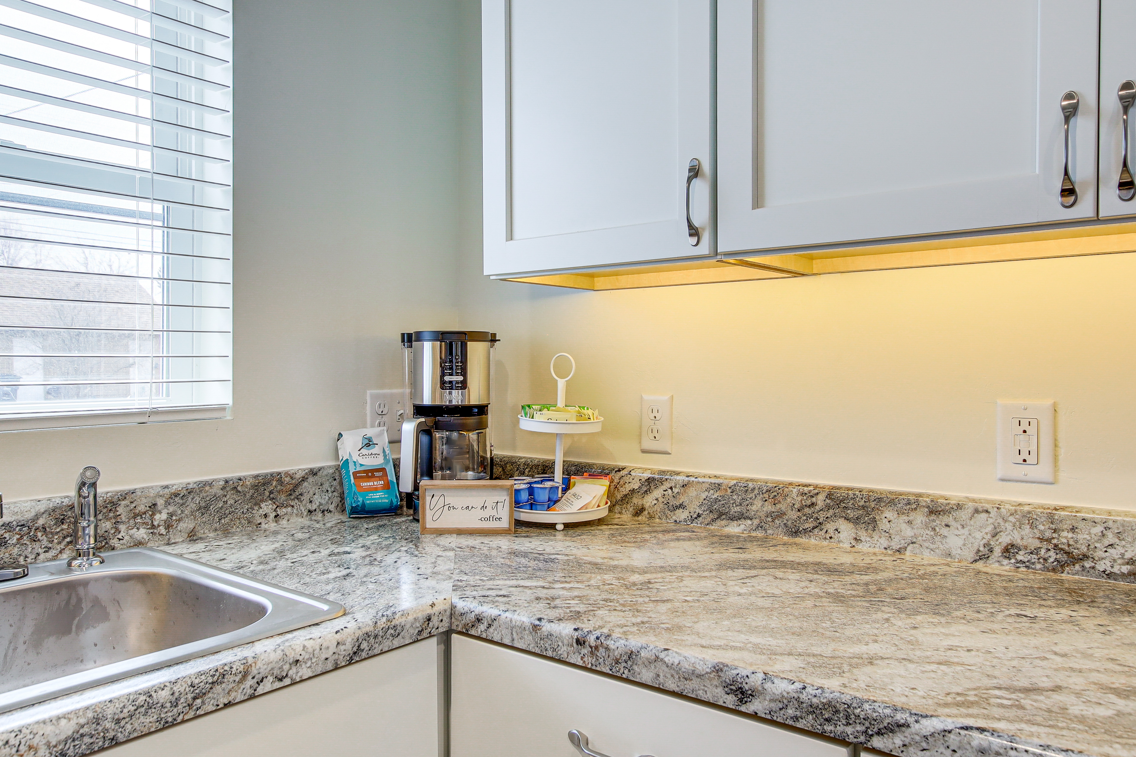 Dog-Friendly Sheboygan Home - 1 Mi to Town!