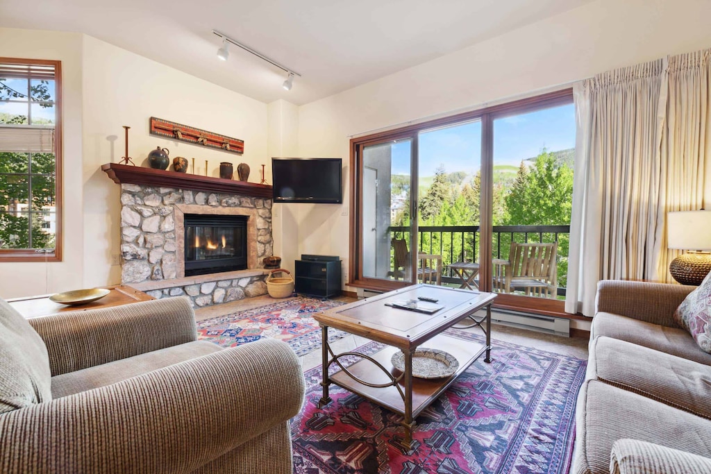 lowerborders-114-3778_54543077682_o