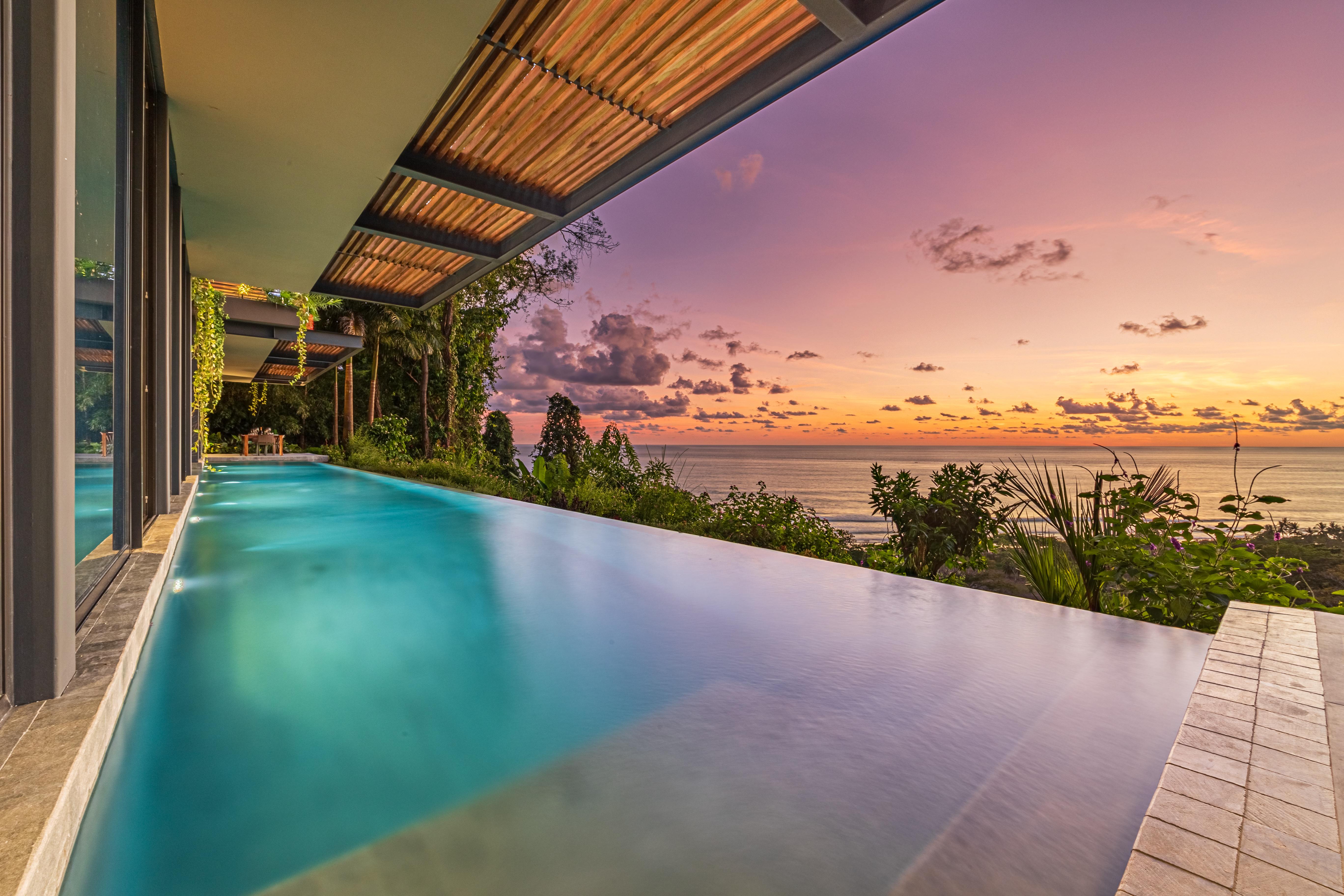 Property Image 1 - Luxury-Sleep 16-Dominical-25meter pool-Luxury