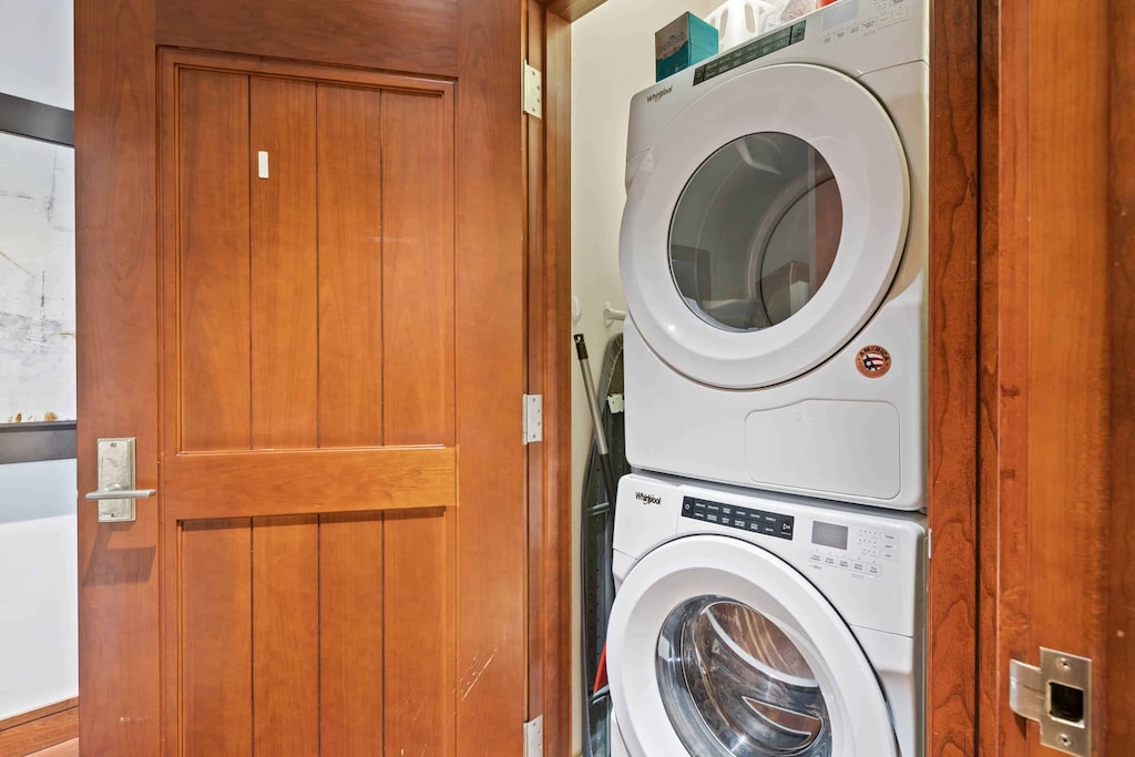 solaris-3asouth-7445_52795903621_o