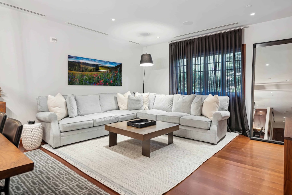 solaris-3ceast-1232_53107023207_o_1