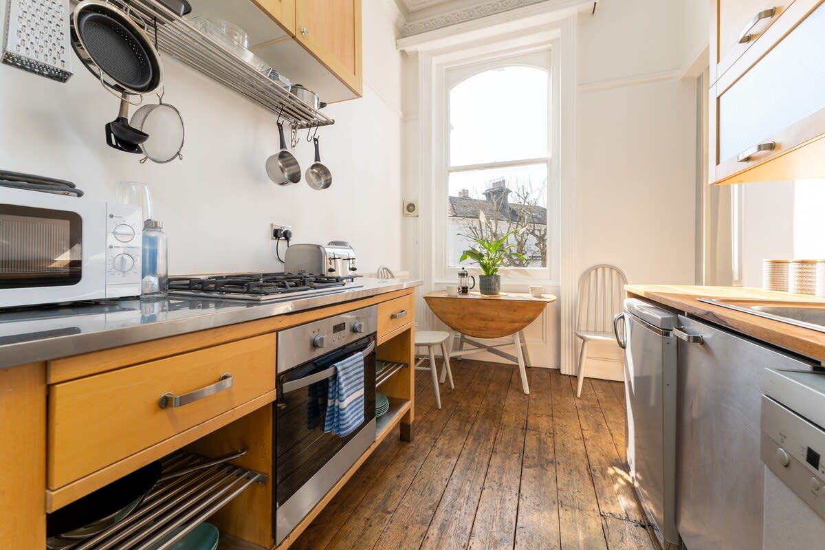 This kitchen is fully equipped with everything  you need and offers convenience to cook up brunch or dinner