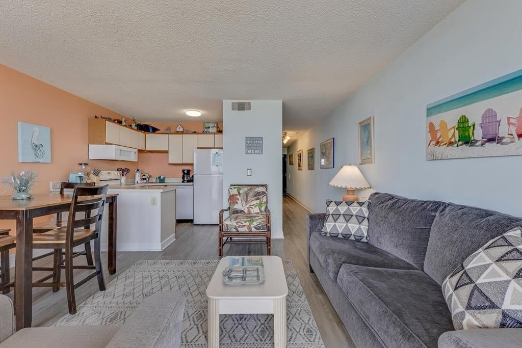 Atlantic Towers 411-large-007-032-Main Living Area-1500x1000-72dpi