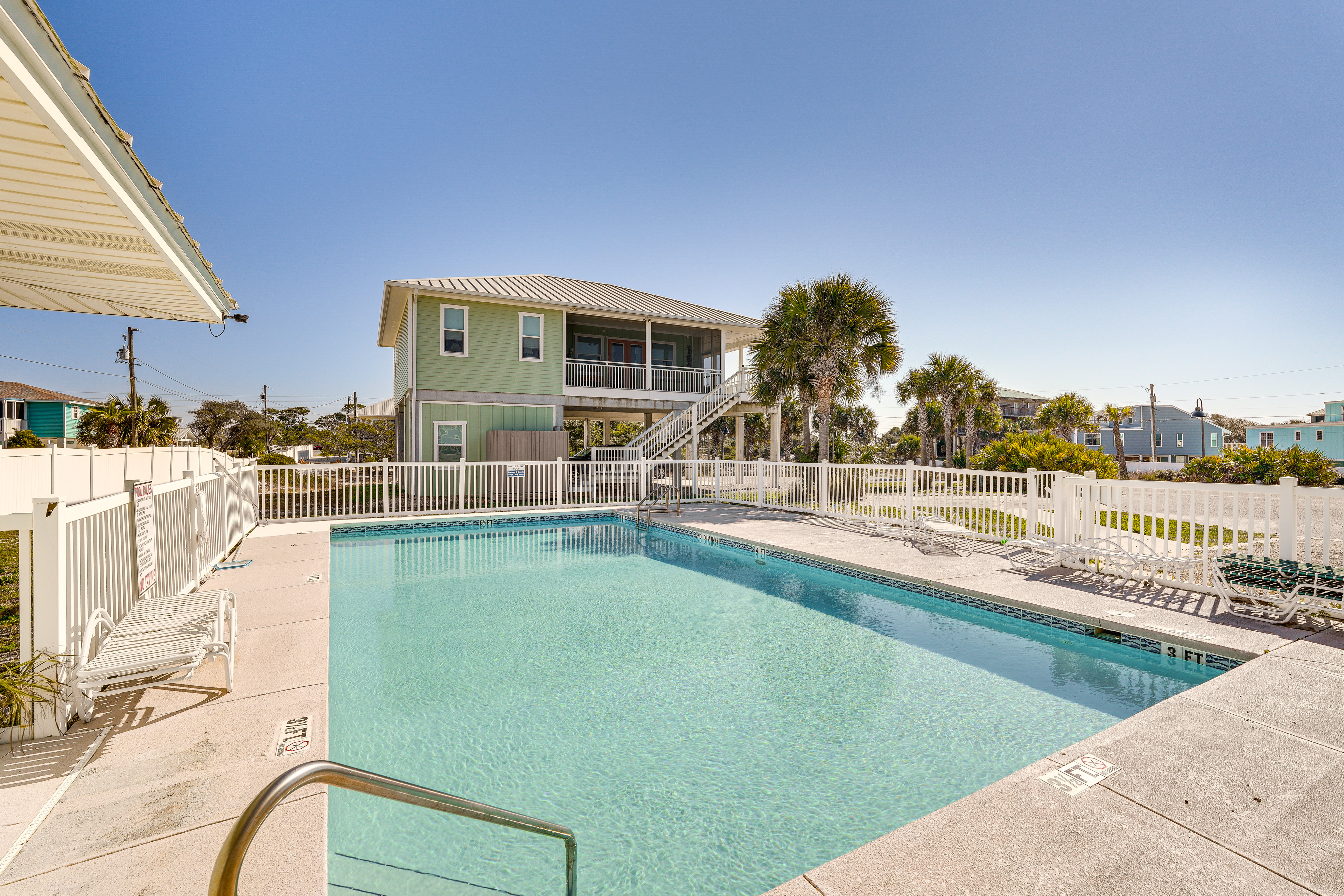 Property Image 2 - Cape San Blas Home w/ Pool Access: Walk to Beach!