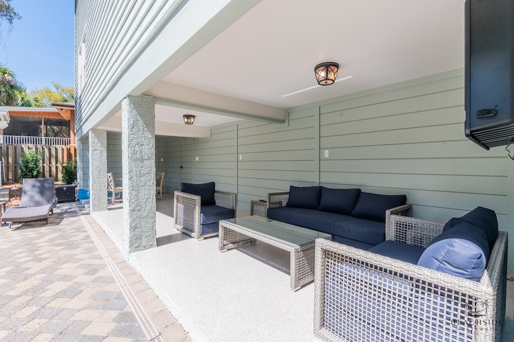 28 Dune - Poolside Seating