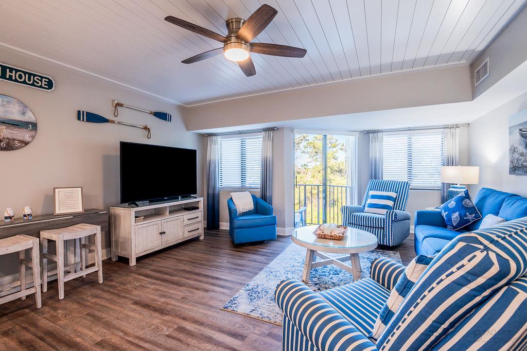 Spacious Living Room- 421 Forest Beach Villas