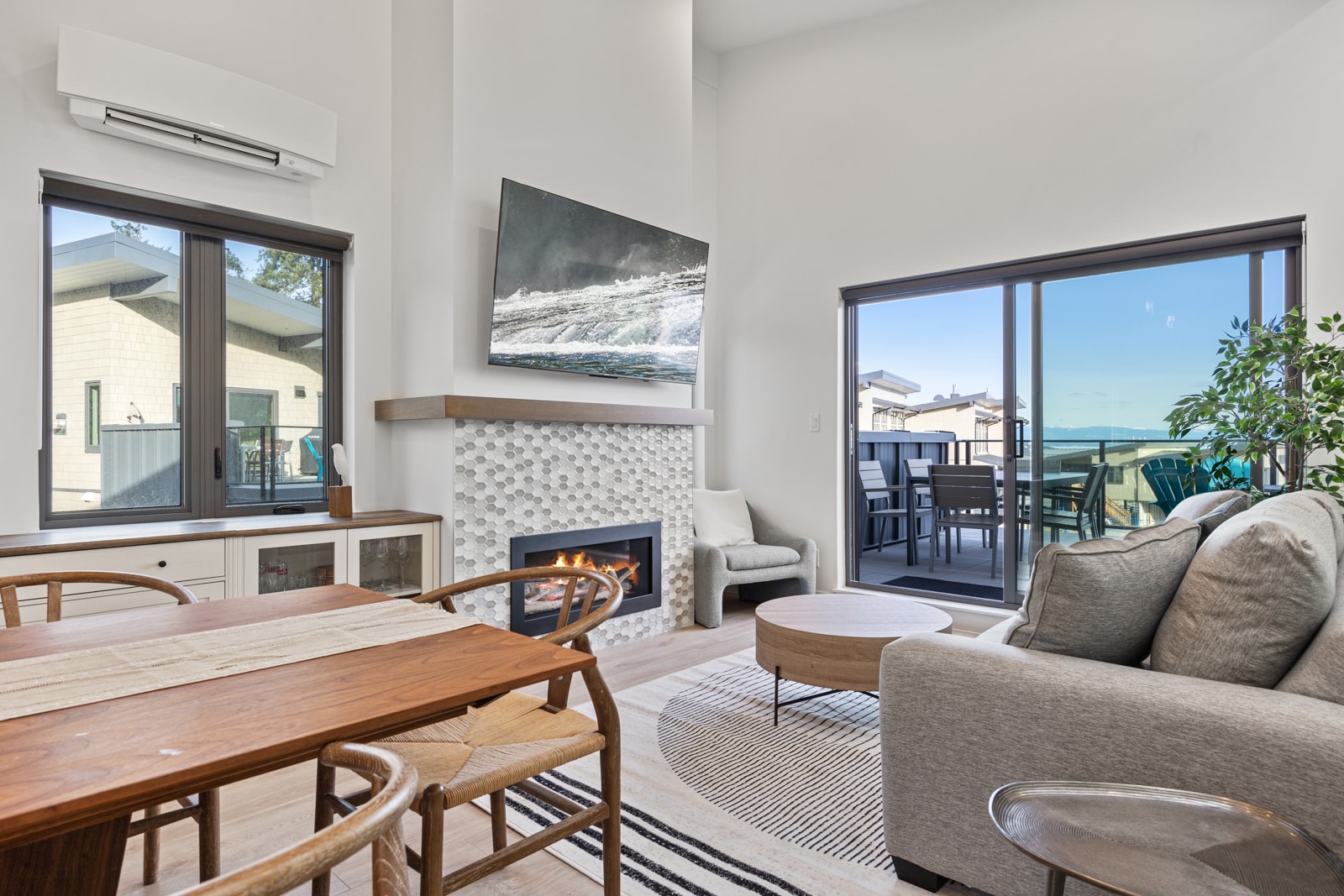 Property Image 1 - Saratoga Bliss at The Beach House