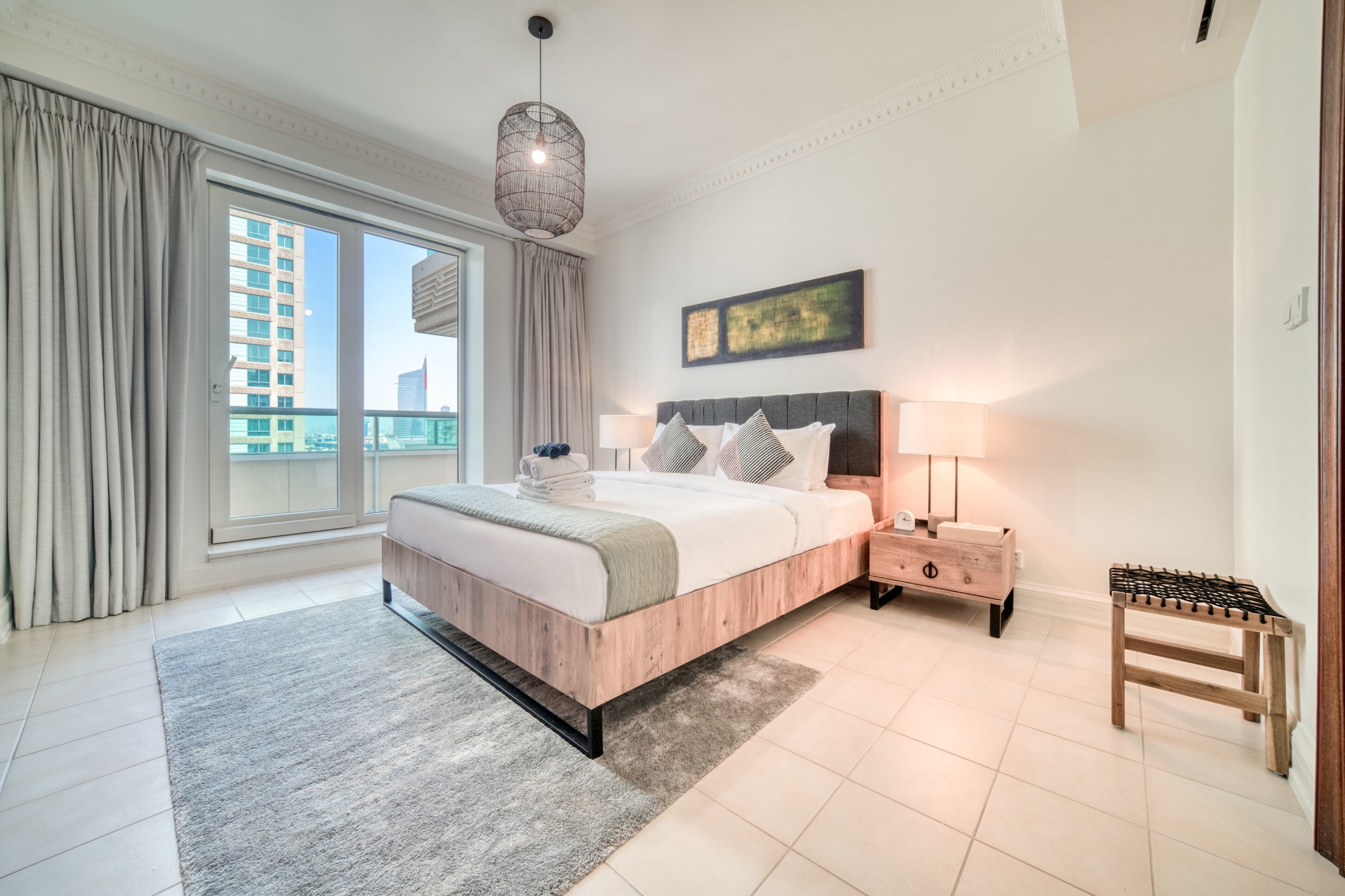 Property Image 1 - Luxurious 2-BR with Study Room - Dubai Marina
