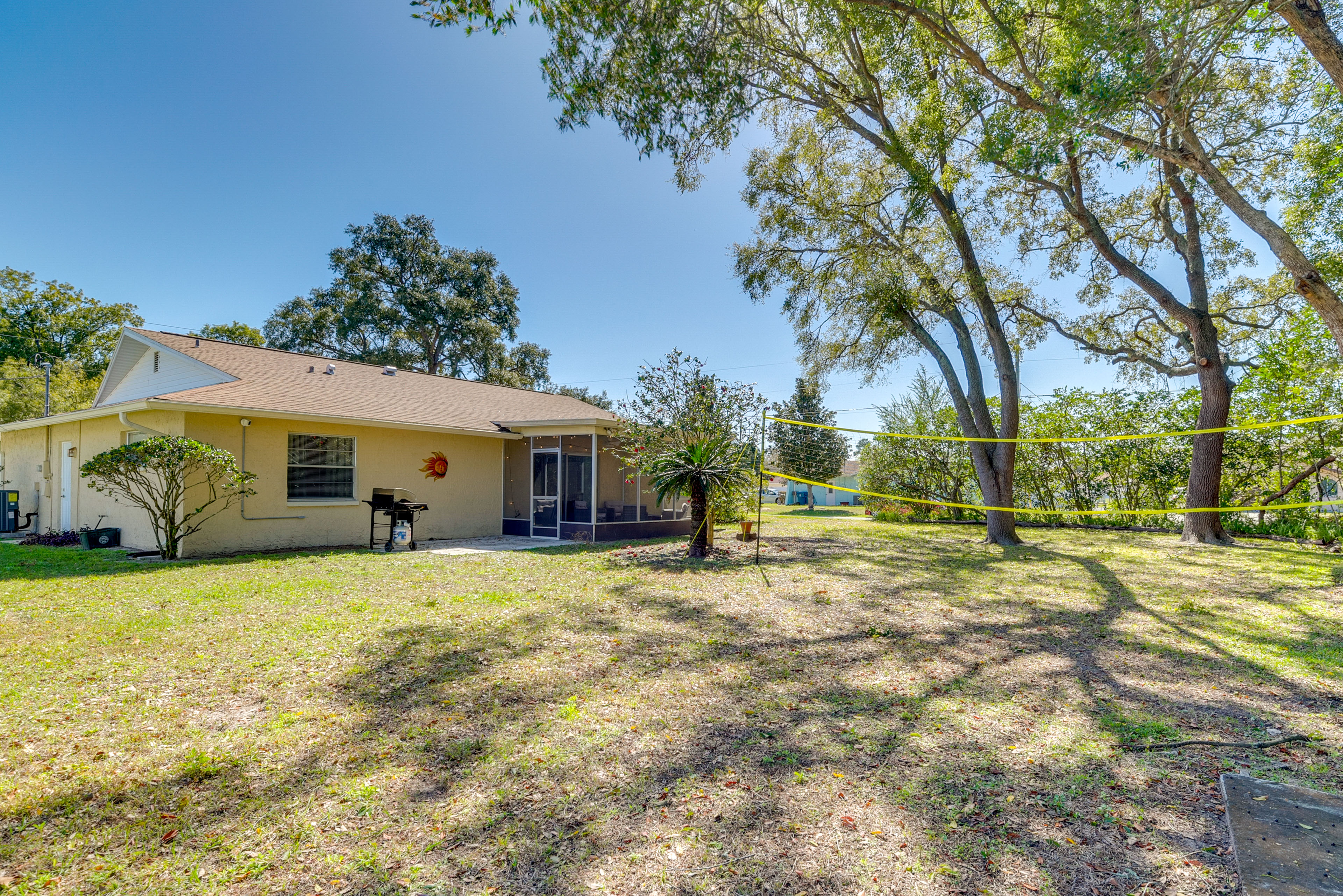 Property Image 2 - Home w/ Screened Porch, Near Weeki Wachee Springs!