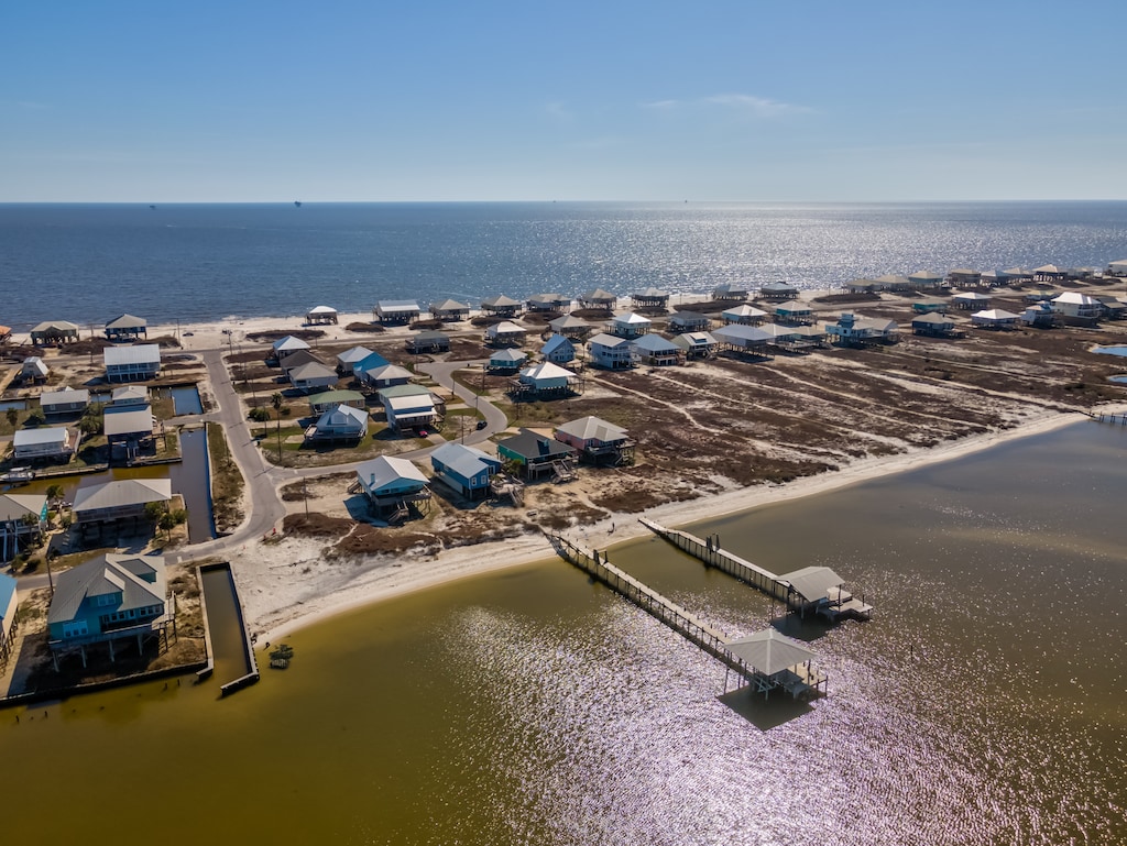 049 Cheles Bayside Cottage Dauphin Island Rental