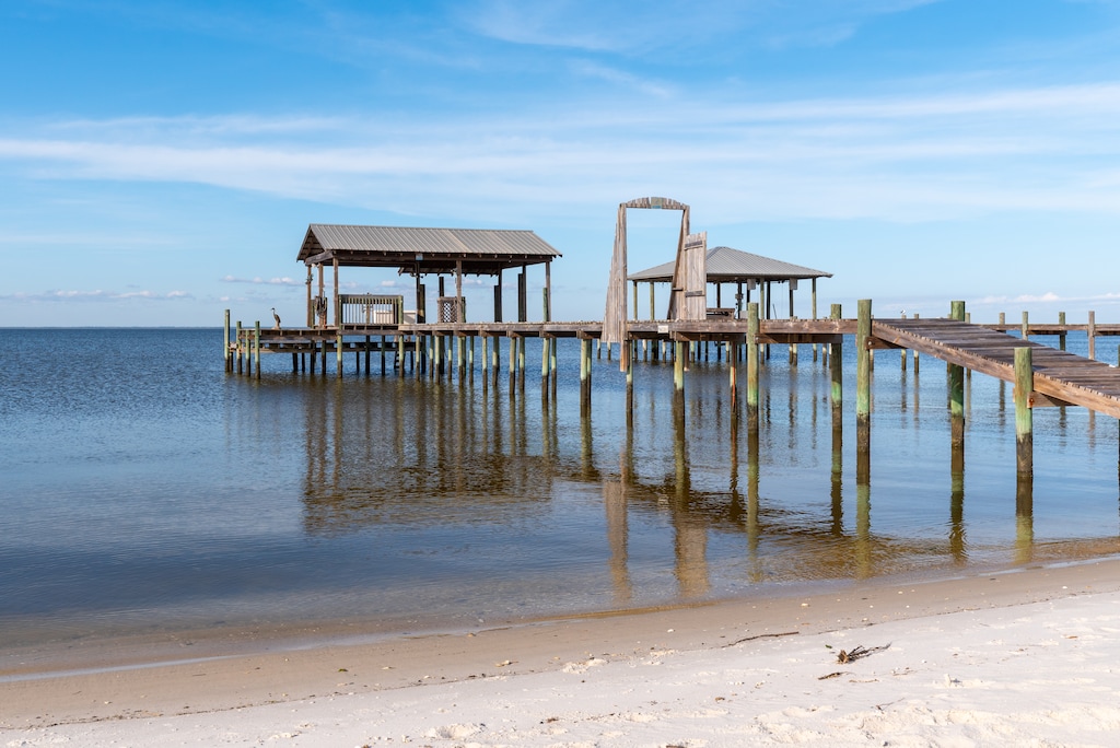 031 Cheles Bayside Cottage Private Dock