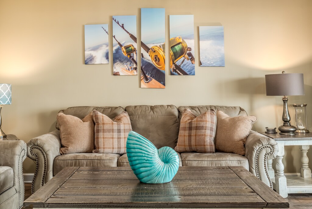 050 Cheles Bayside Cottage Living Room Decorum