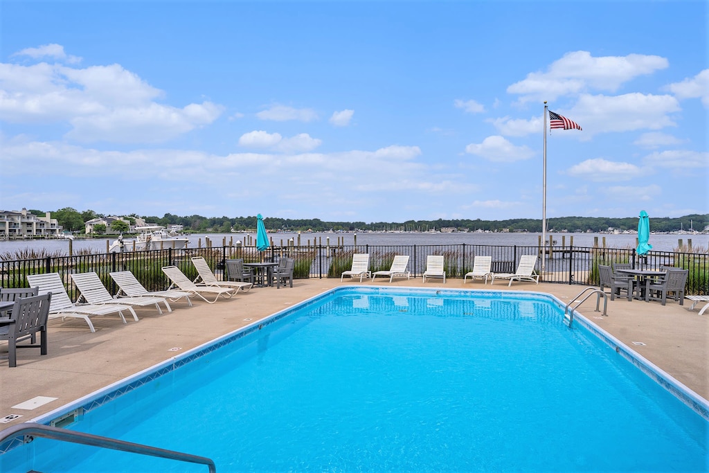 The Private Fenced Pool With a View of the Kalamazoo River Is Open Memorial Day - Labor Day