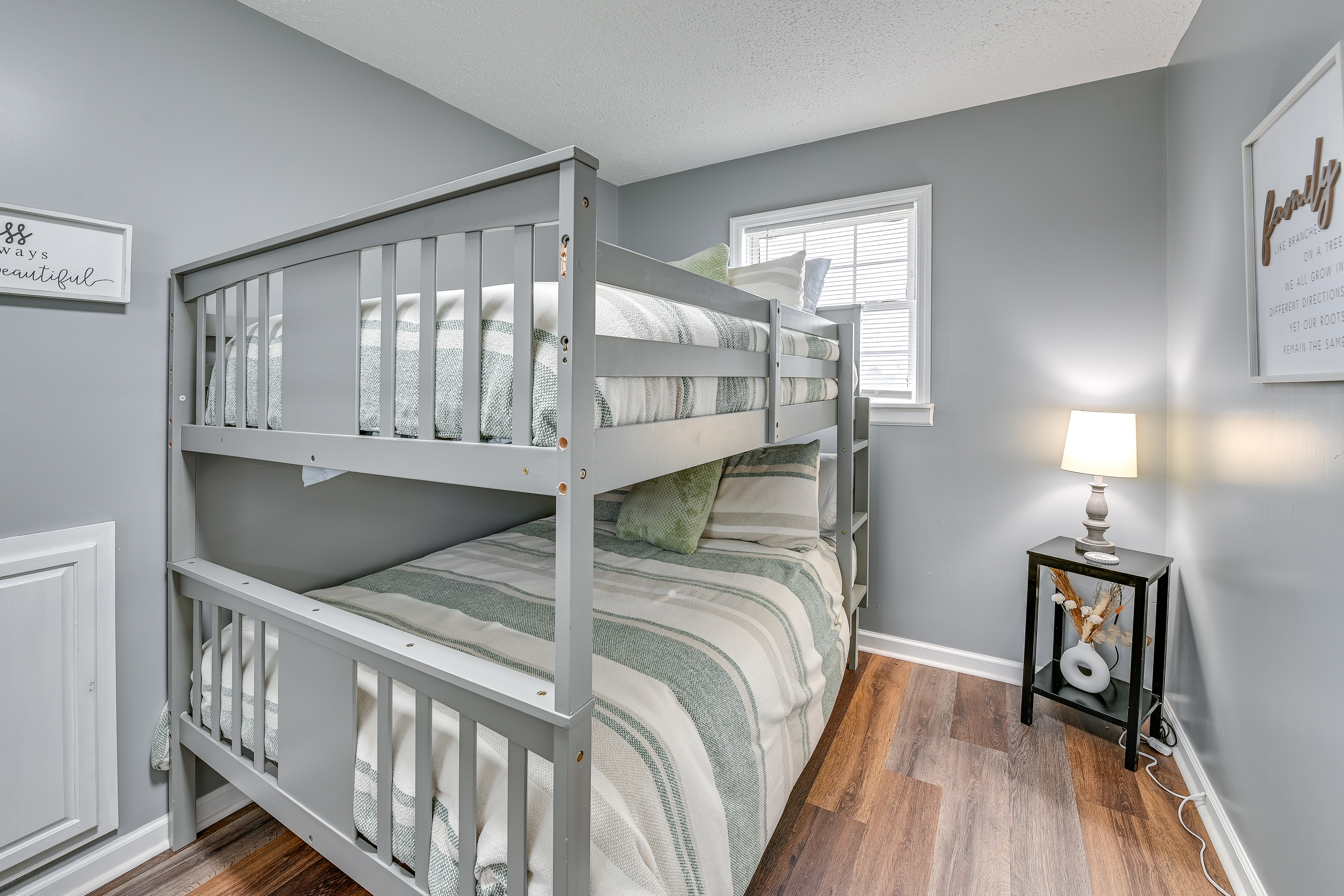 Sprawling Kentucky Getaway w/ Pool & Hot Tub!