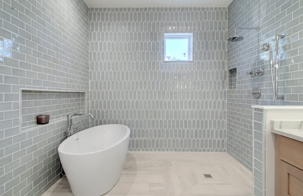 57 Lower Level Suite Bath