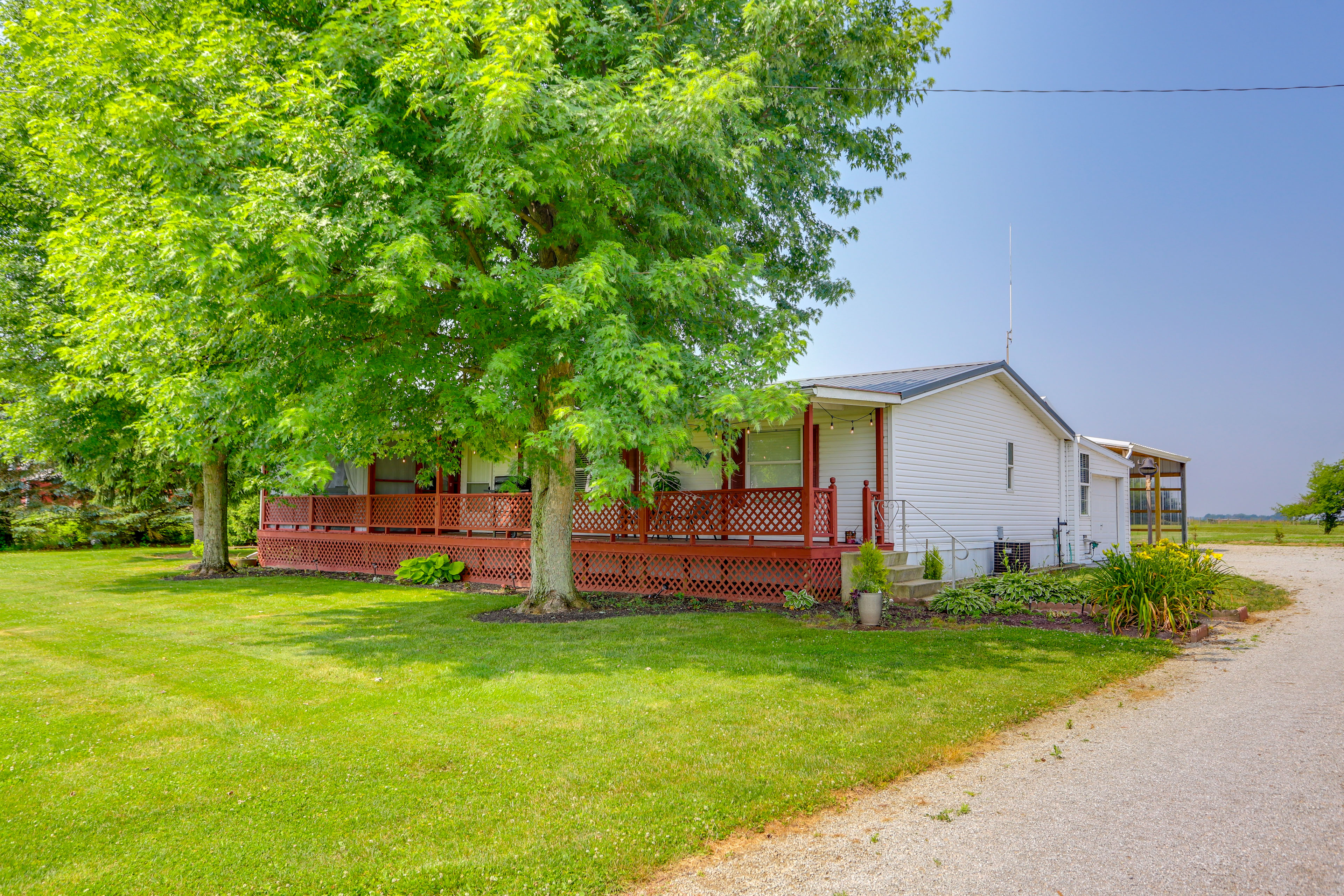 North Fairfield Family Home w/ Hot Tub & Porch!