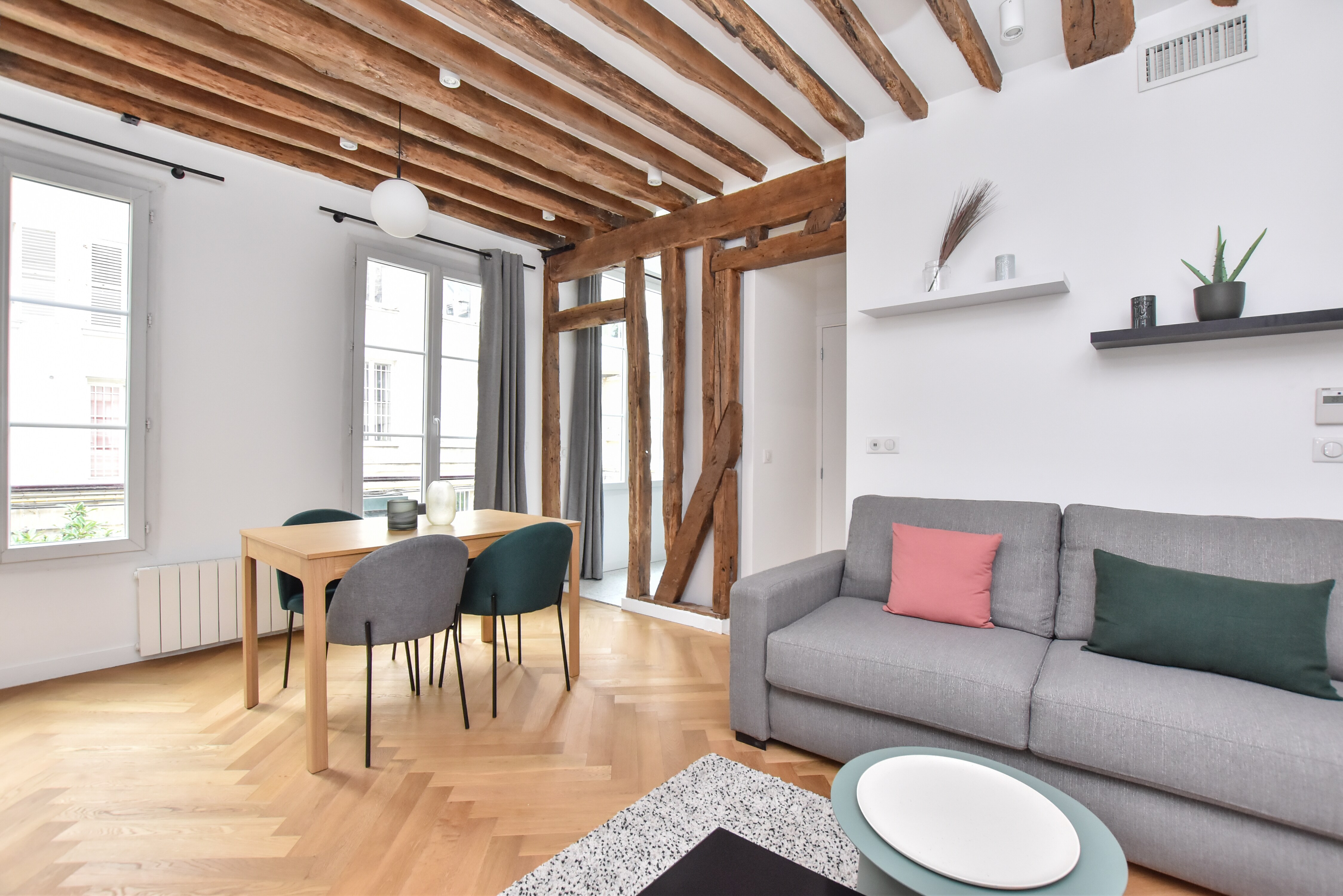 Property Image 1 - Inviting beautiful Apartment for 5 Guests Near République