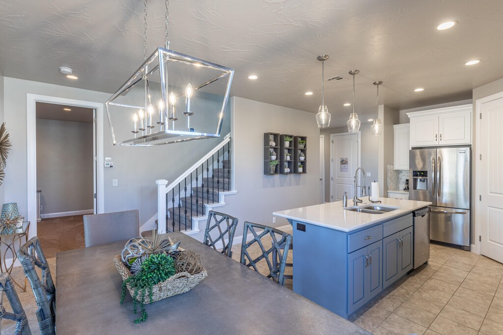 Share memories and stories while enjoying a family style meal around the Dining Table.