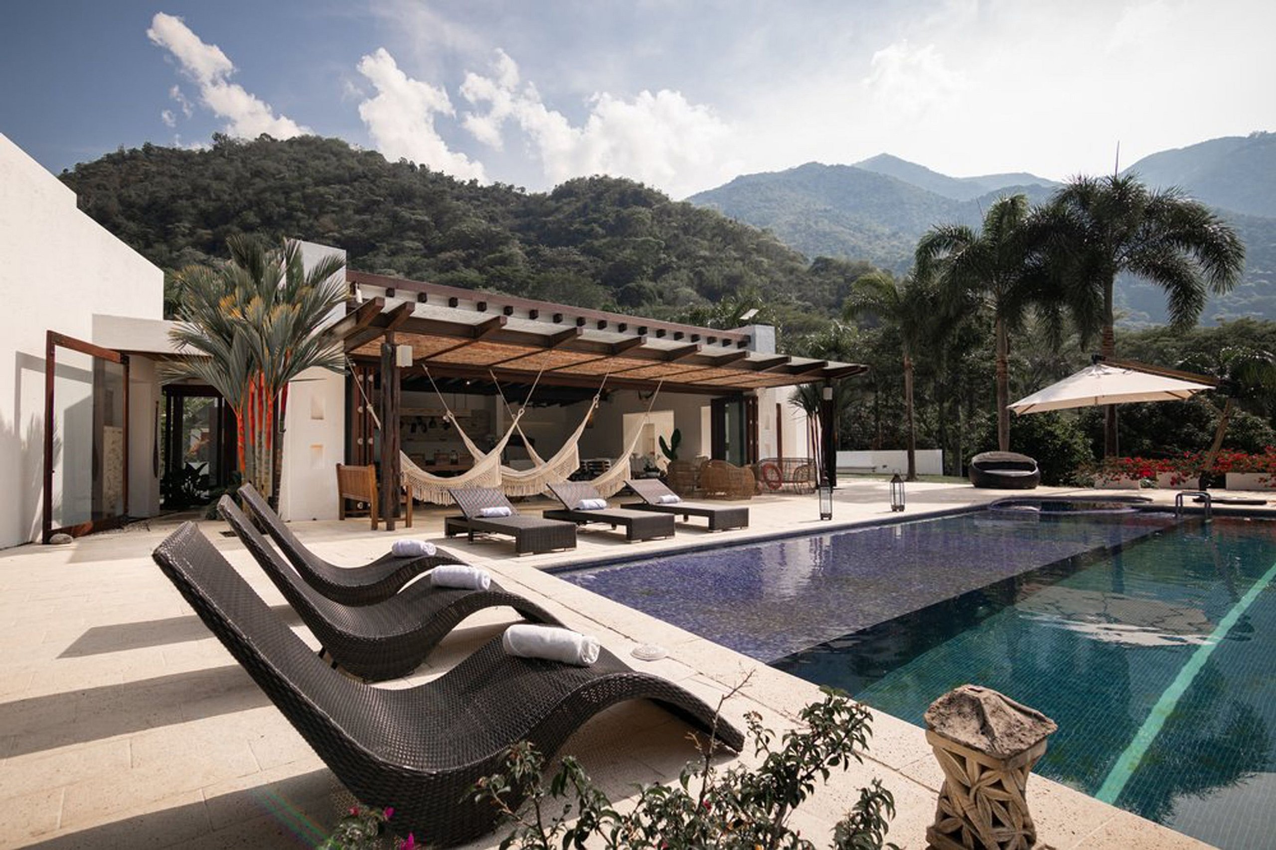 Property Image 2 - Med001 - Exceptional luxury villa near Medellin
