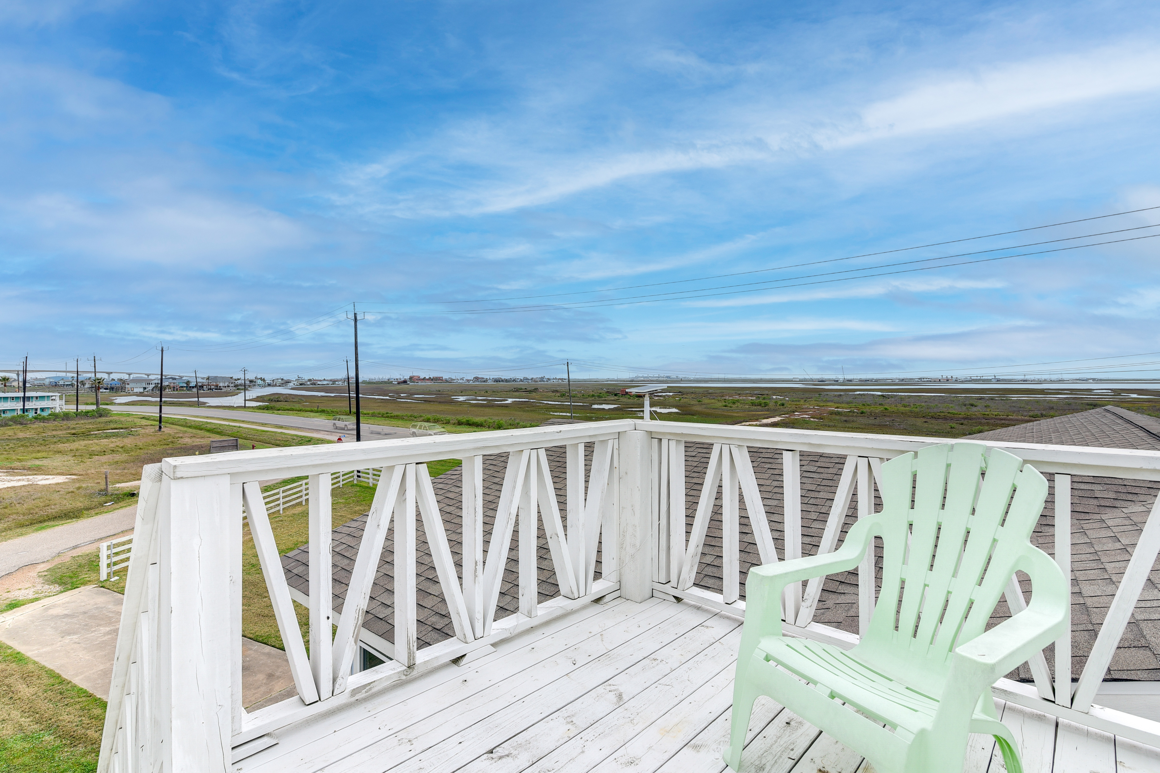 Property Image 2 - Modern Freeport Home: Short Walk to Surfside Beach