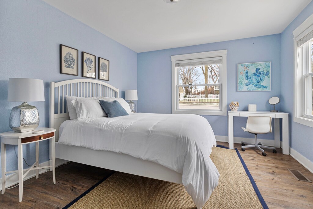 Nicely appointed and comfy - a combo-platter for sound sleep and sweet dreams.
