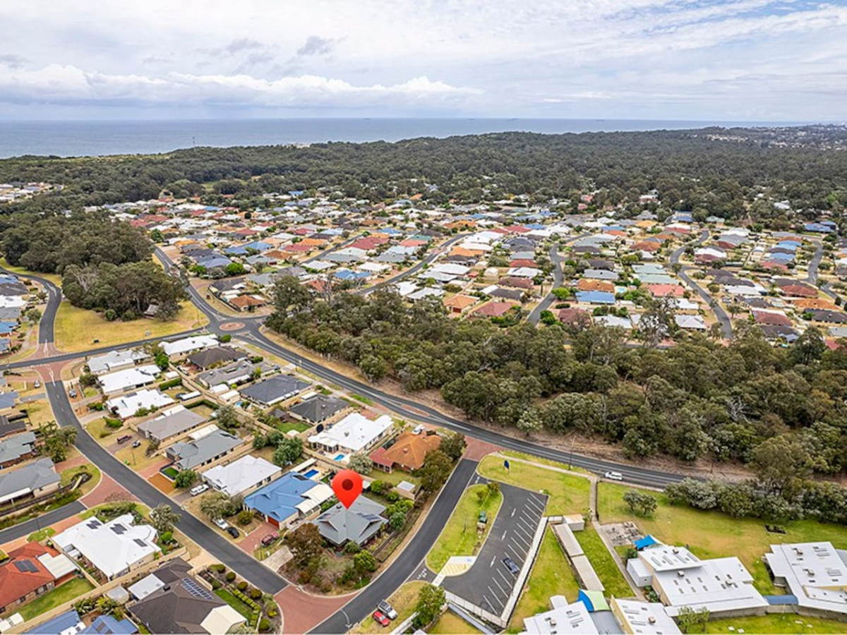 Property Image 2 - Sky Blue Retreat