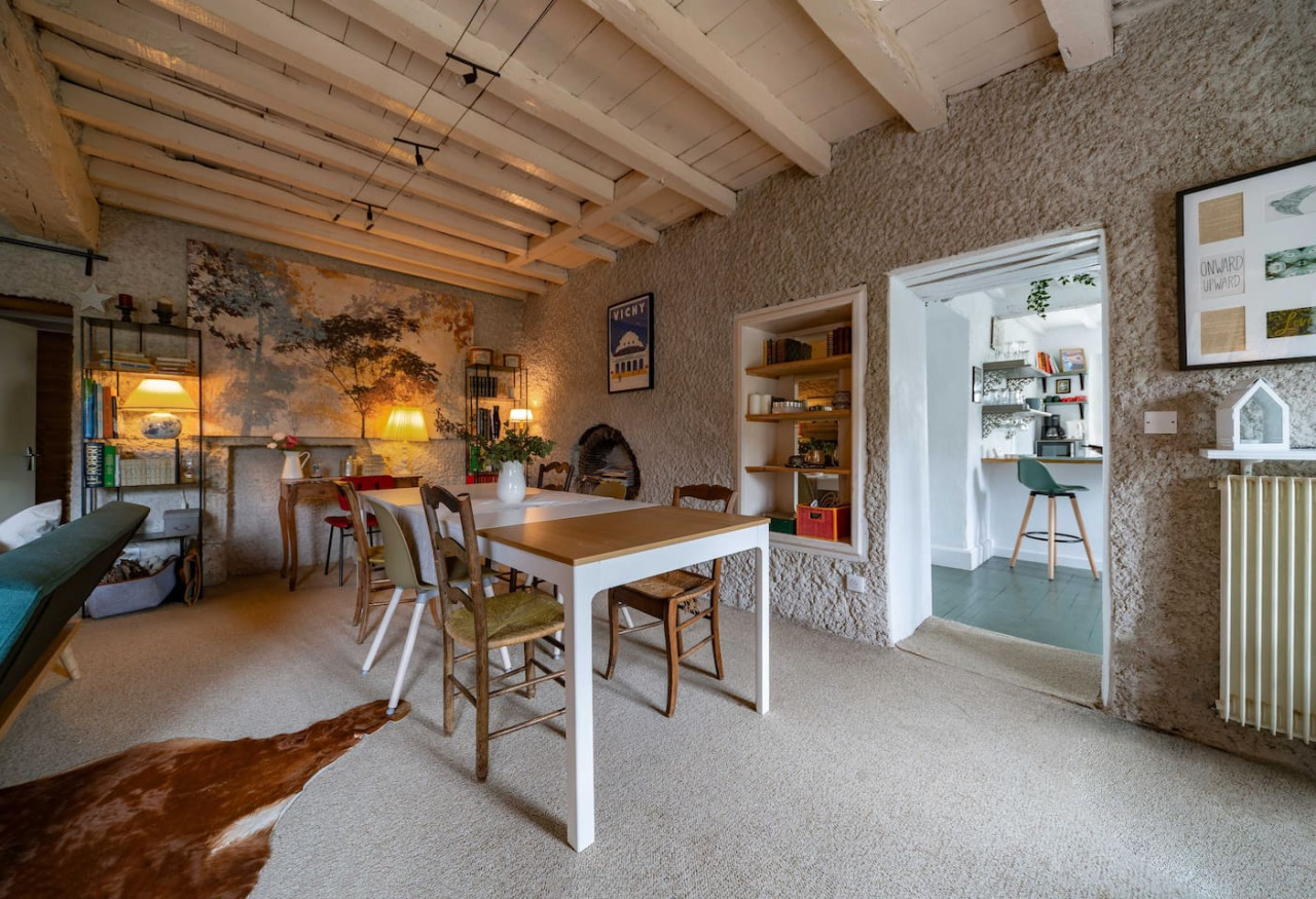 Property Image 2 - Grande Maison Creuzier
