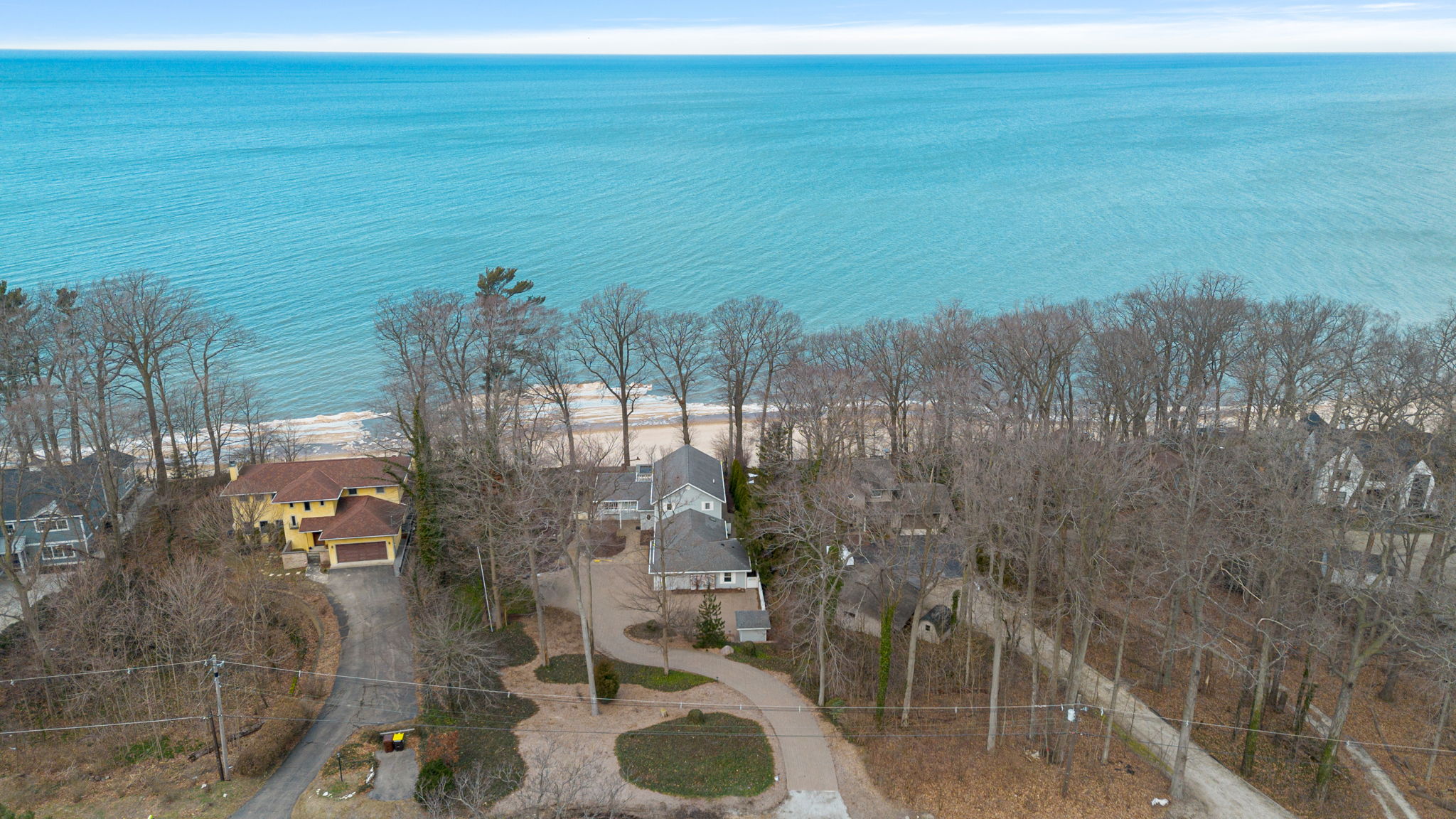 A longer-range view of Sunset Shores Sanctuary and Lake Michigan. So fine!