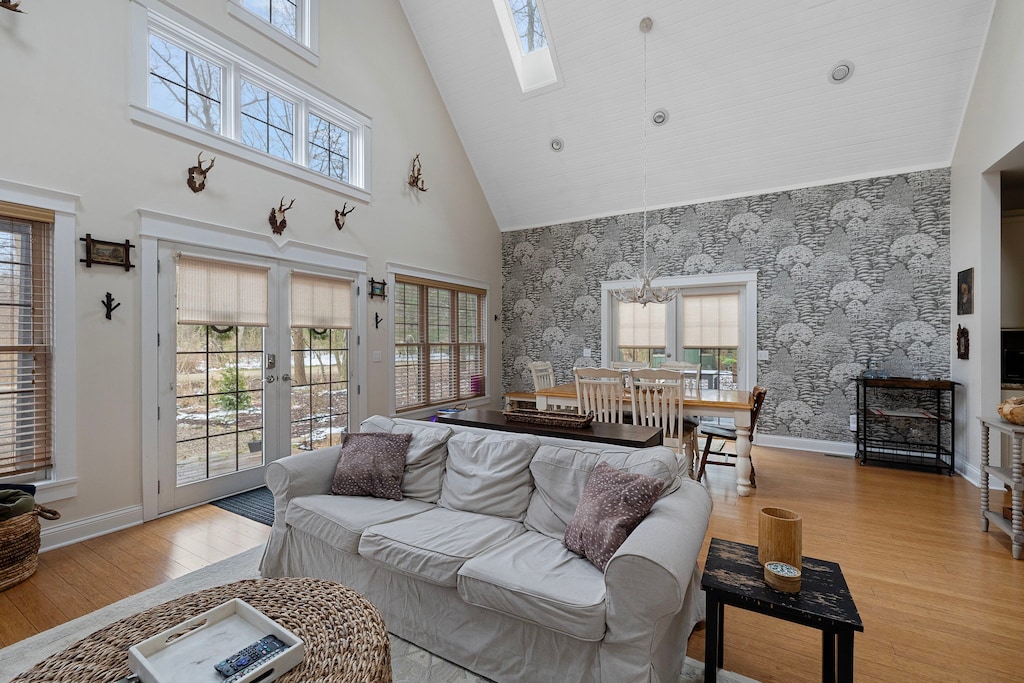 Vaulted ceilings, skylights and French doors - magnificent, naturally lit space!