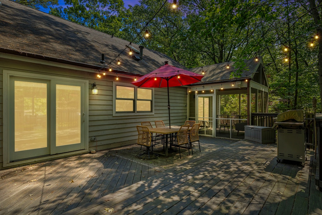 Summer vibes on the deck! Who's ready for some outdoor relaxation and BBQ fun?