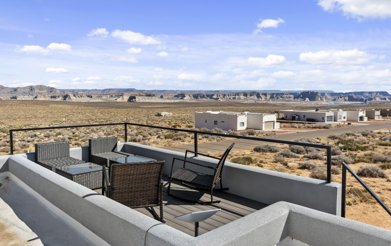 Property Image 1 - Stargazer - Rooftop Deck, Hot Tub and Telescope