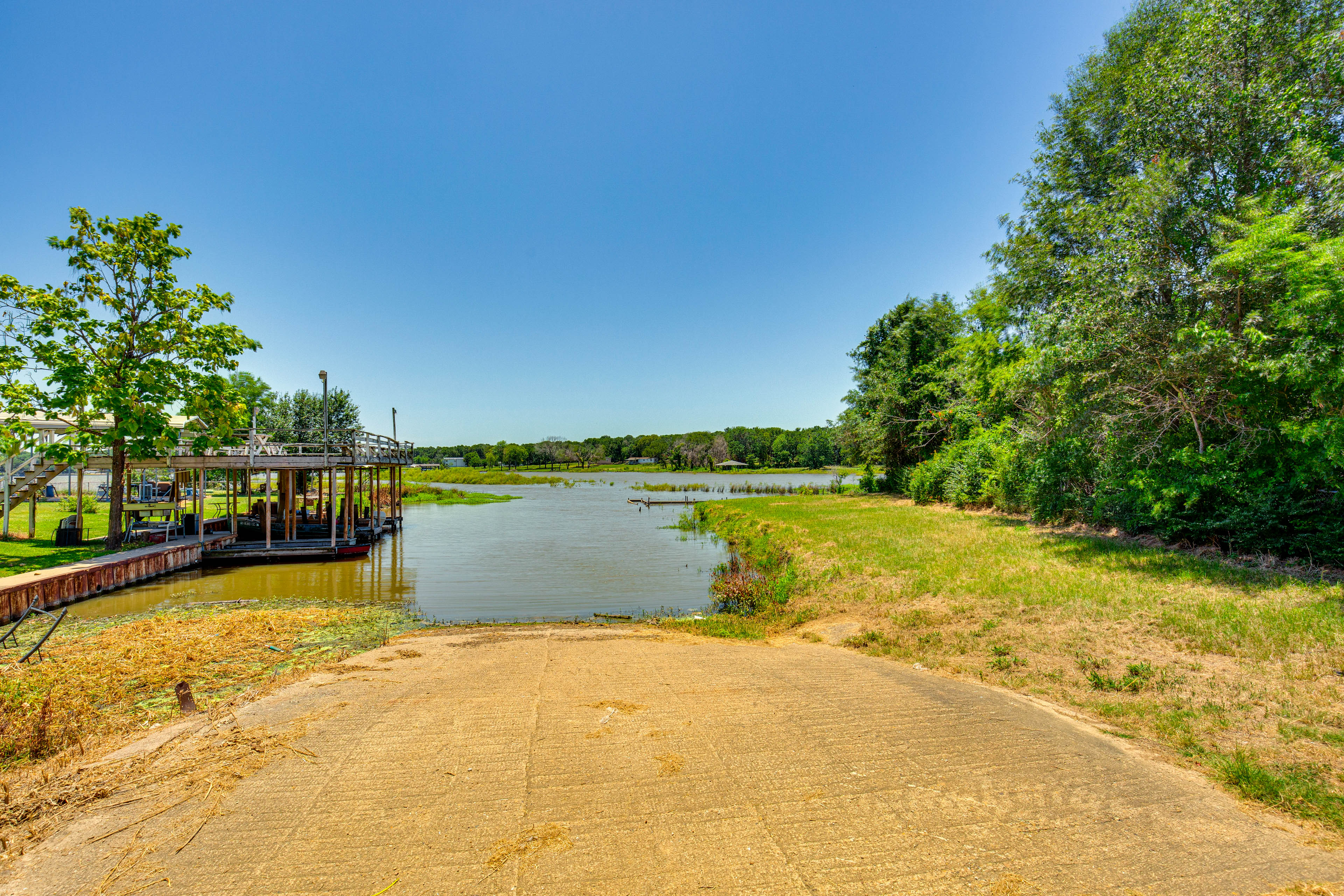 Waterfront Seven Points Home w/ Boat Ramp & Deck!