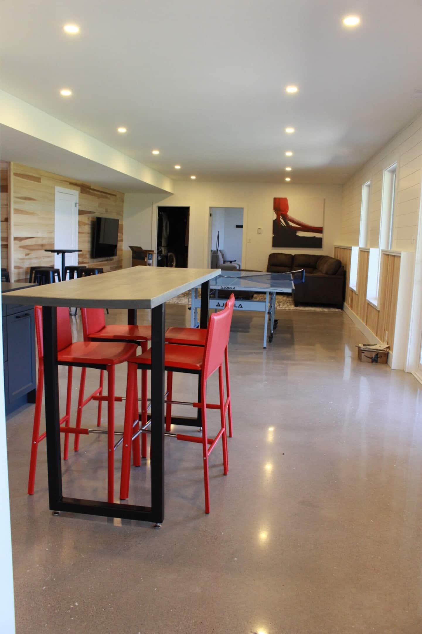 Huronia Luxury: Lakefront Views & Game Room!