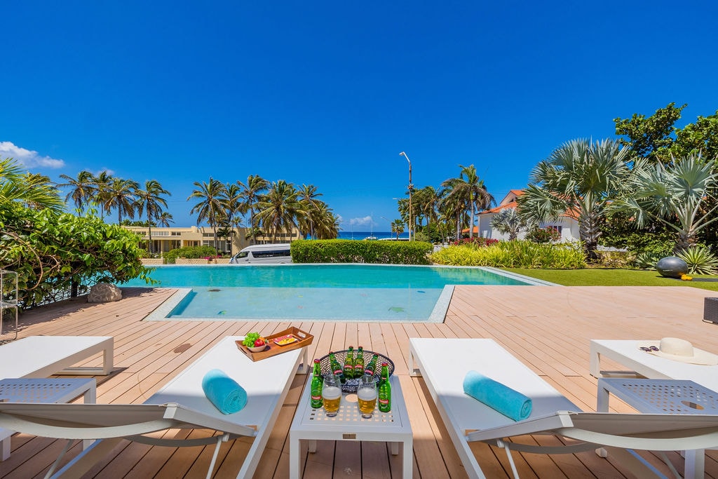 Property Image 1 - NEW Luxury 4BR Beachfront Villa w/ Infinity Pool