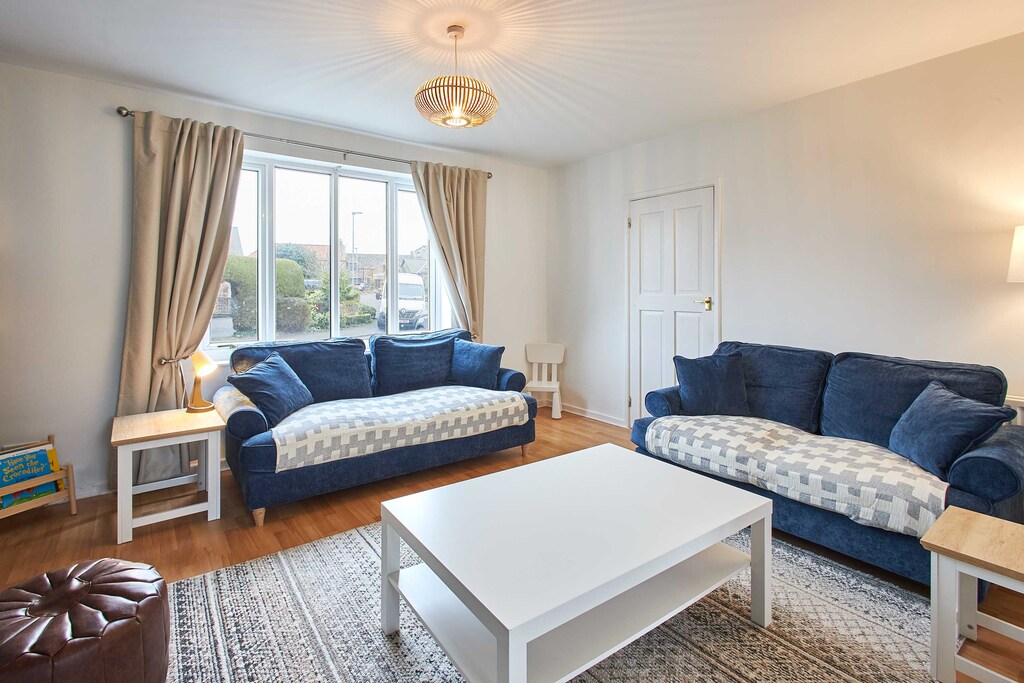 Crab Cottage, Longhoughton - Host & Stay