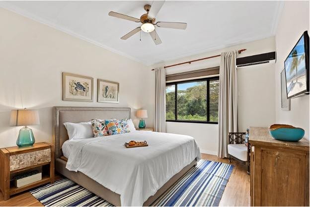 Bedroom #1 - King Bed with En Suite Bathroom