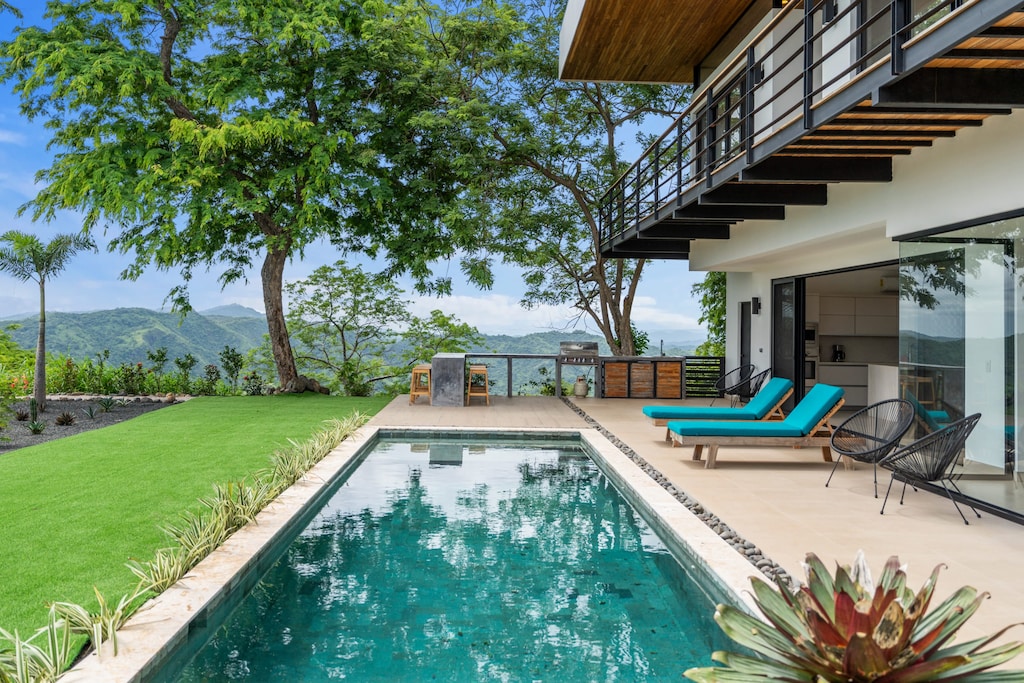 Dive in and let the stress melt away in this gorgeous pool!