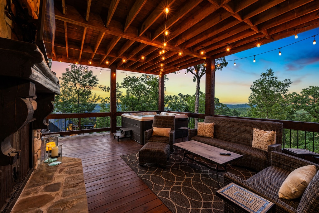 Outdoor patio upstairs