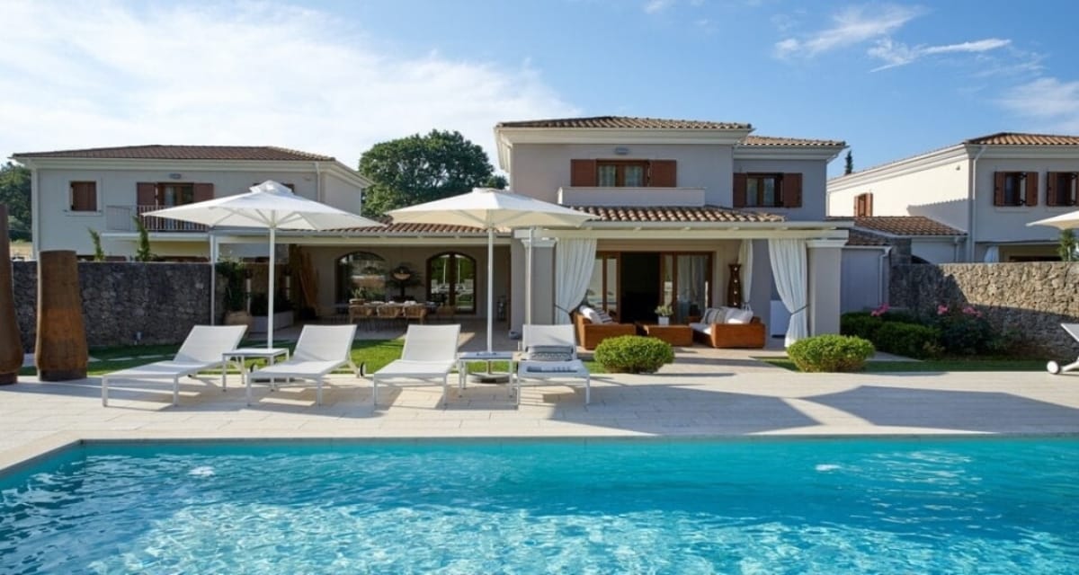 Property Image 2 - Villa Kim: Serene Luxury near Dassia & Agios Nikolaos Beaches