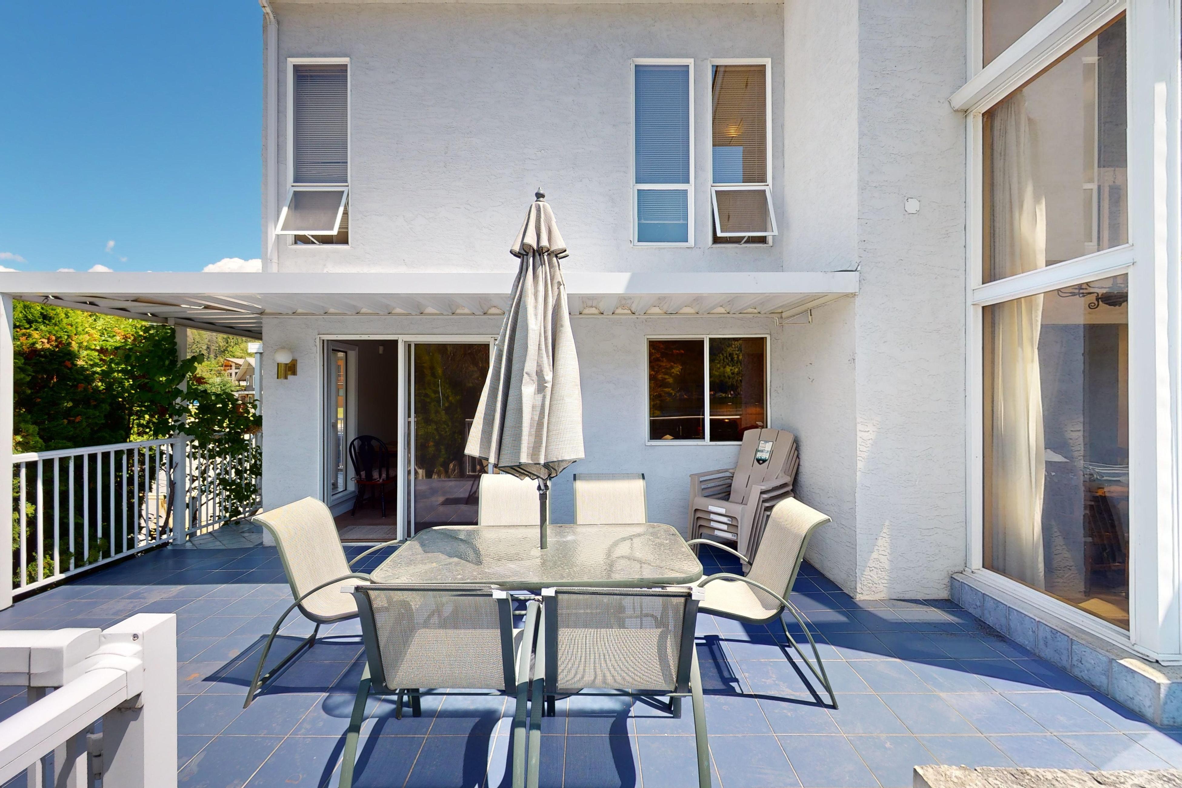 The Re-Treat at Christina Lake