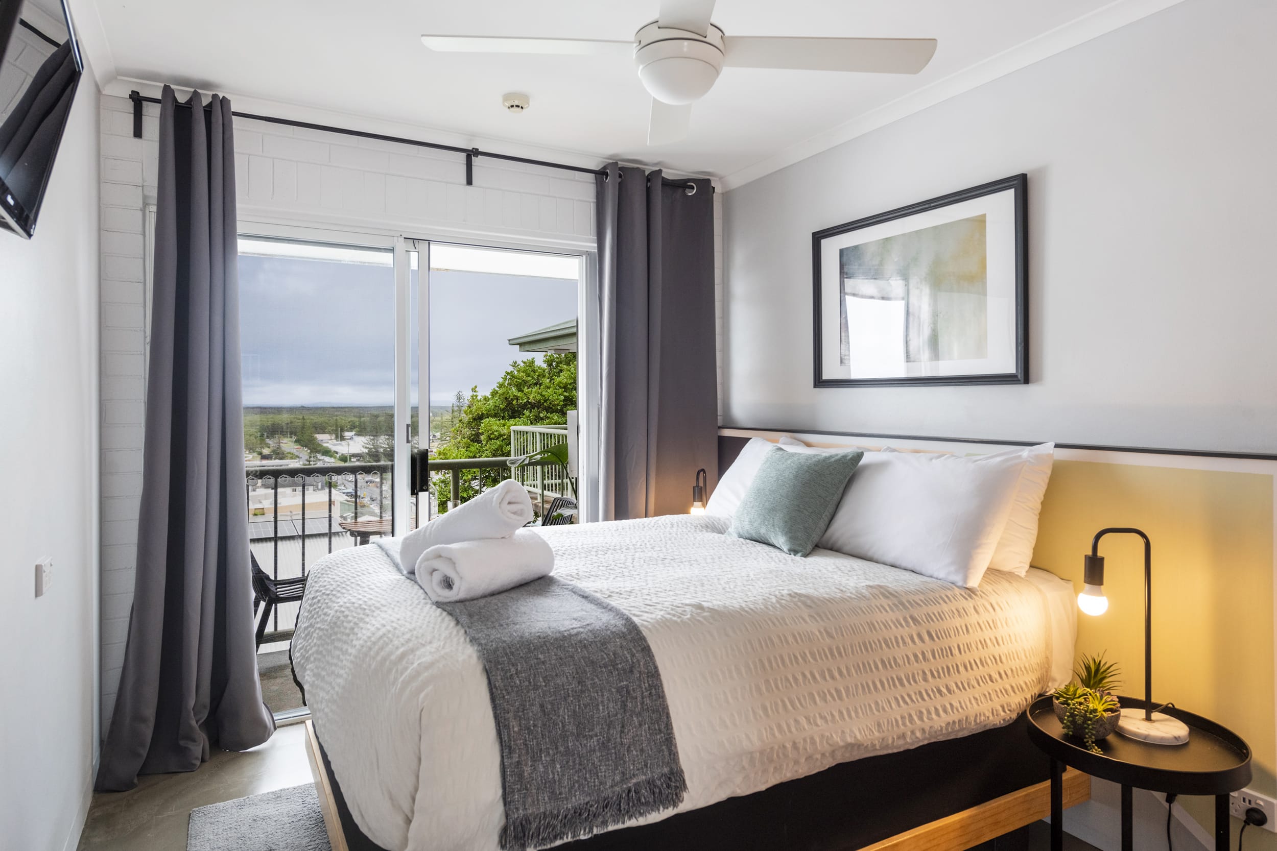 Property Image 1 - Yamba Views - Room 6