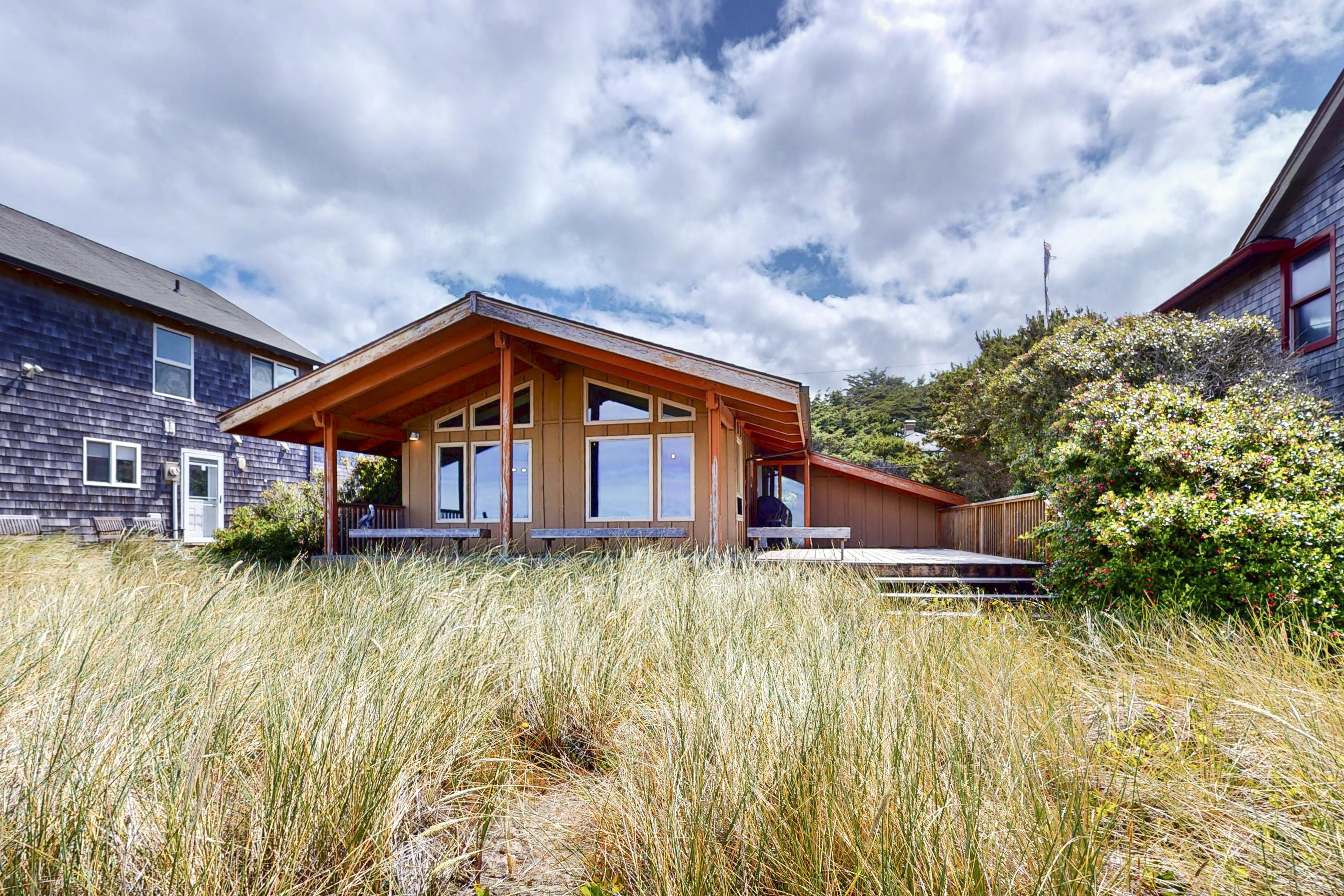 Property Image 1 - Little Pink Beach House