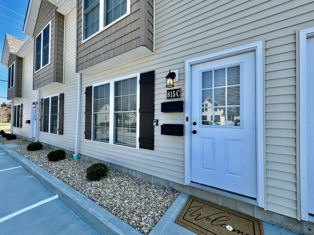 Pearl of a new construction home Batesville, IN