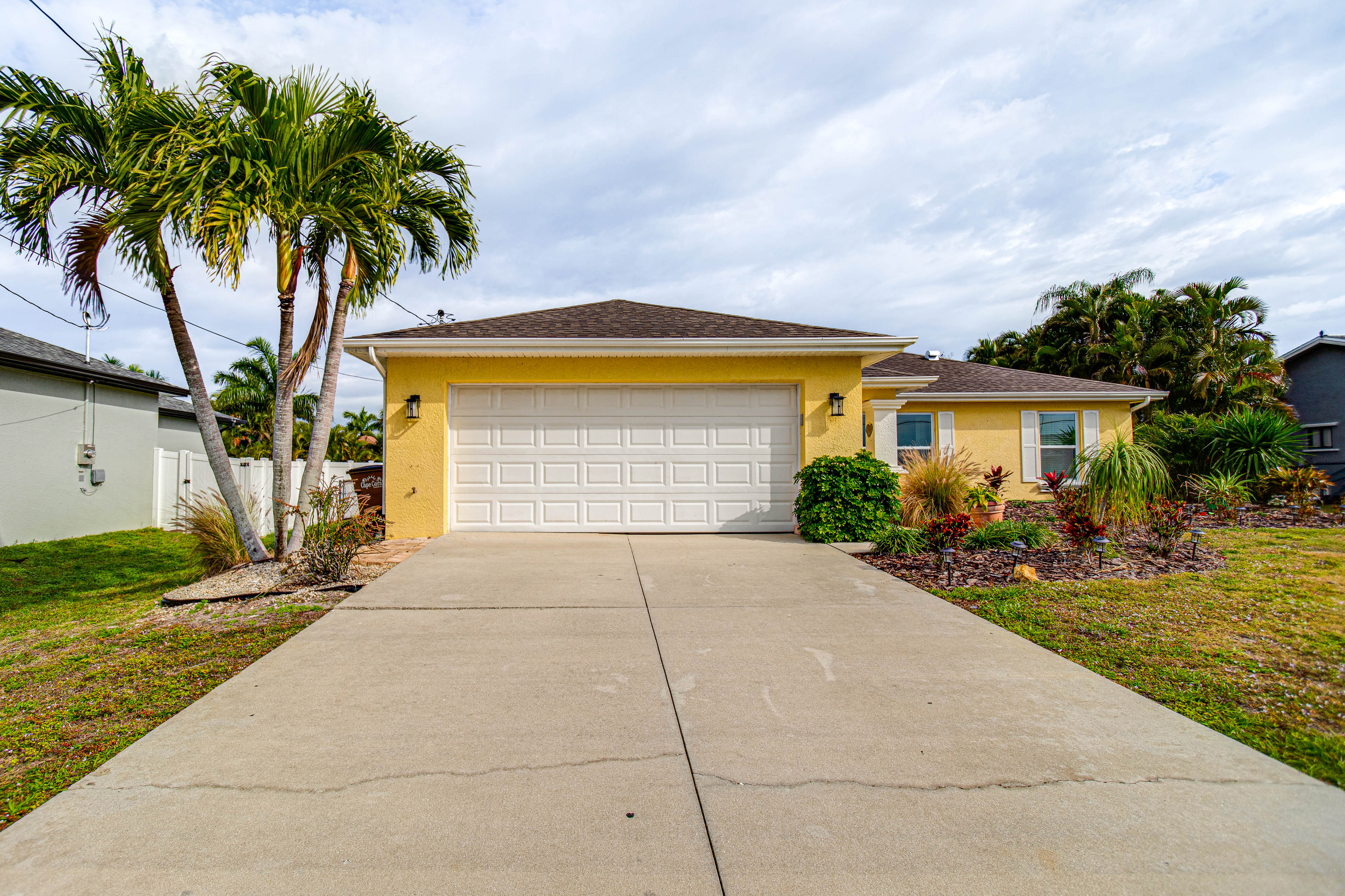 Property Image 1 - Spacious Cape Coral Retreat w/ Private Pool!