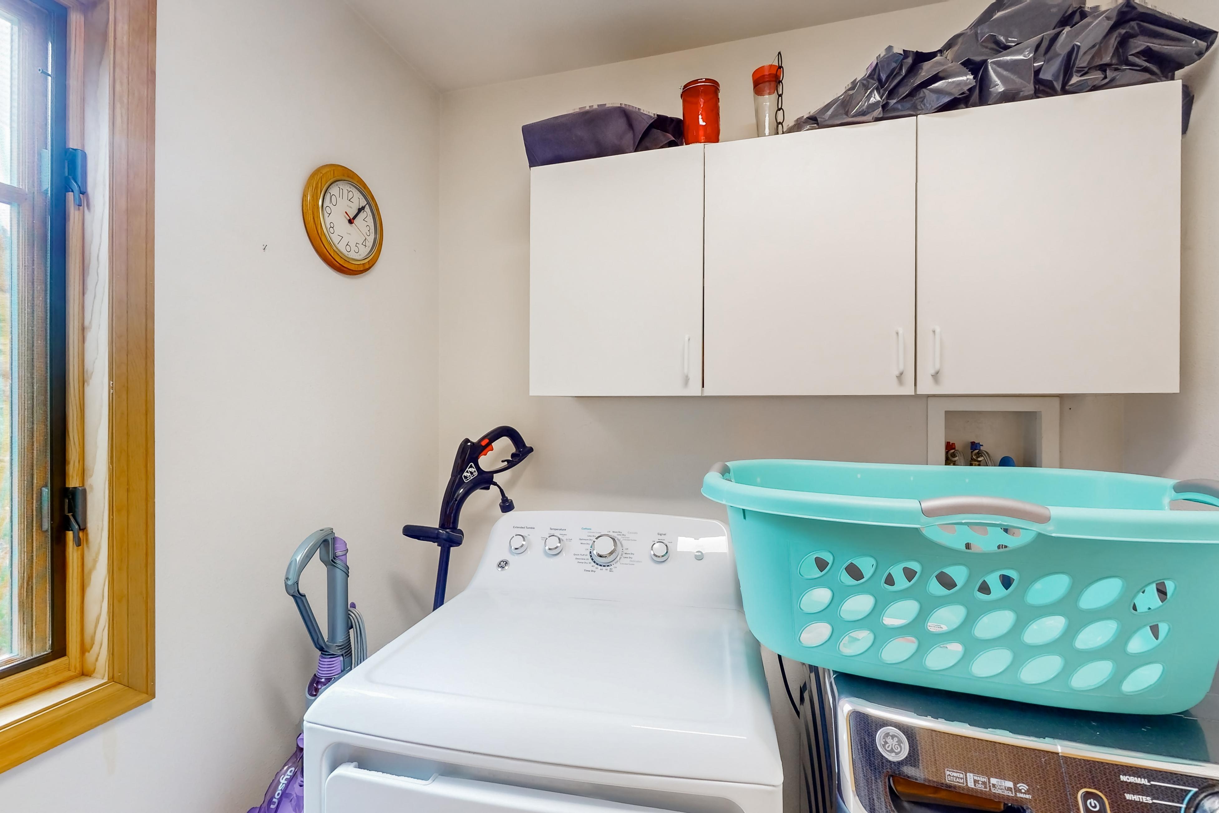 Whispering Pines Hideaway Whispering Pines Hideaway