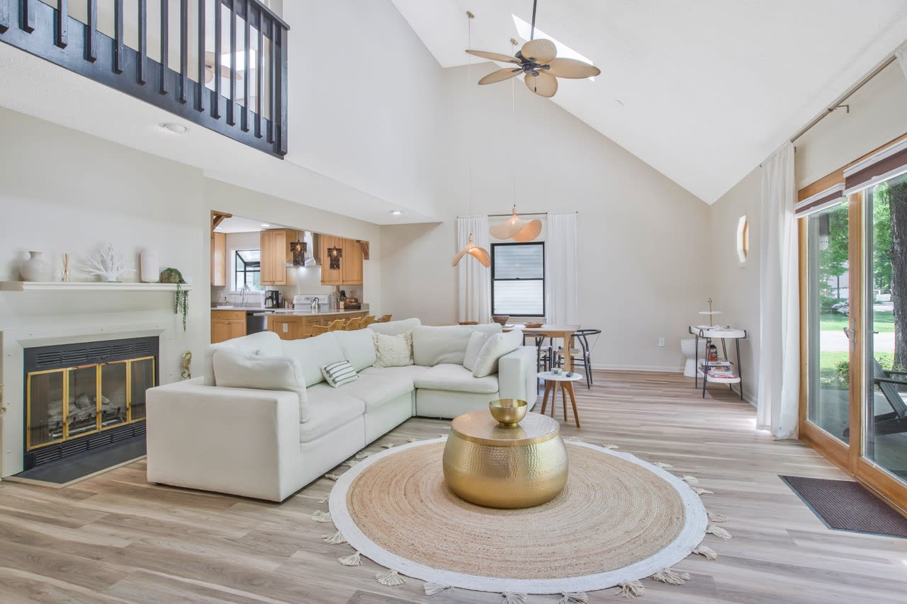 Sumptuous Living Room