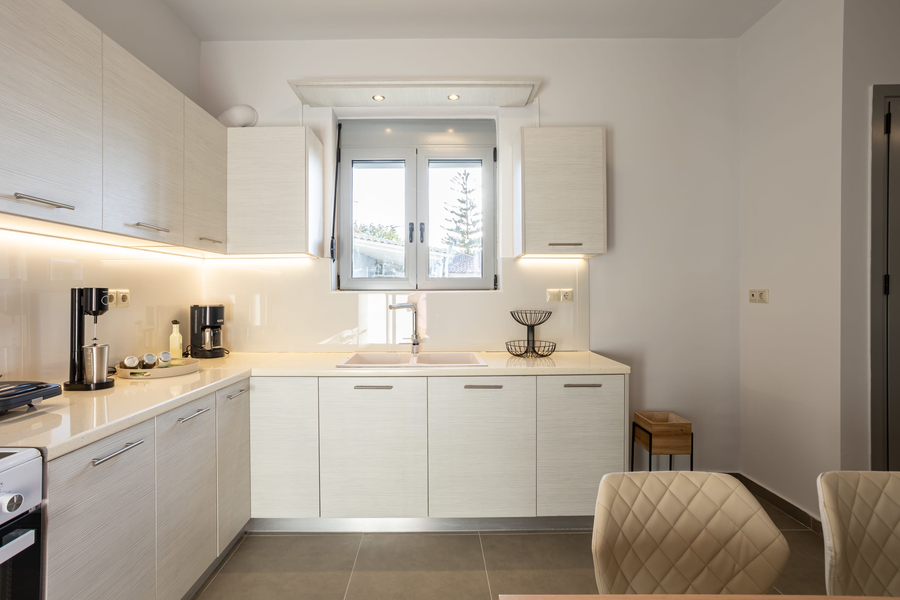 Filiatra Charming Urban Escape Your Cozy Retreat