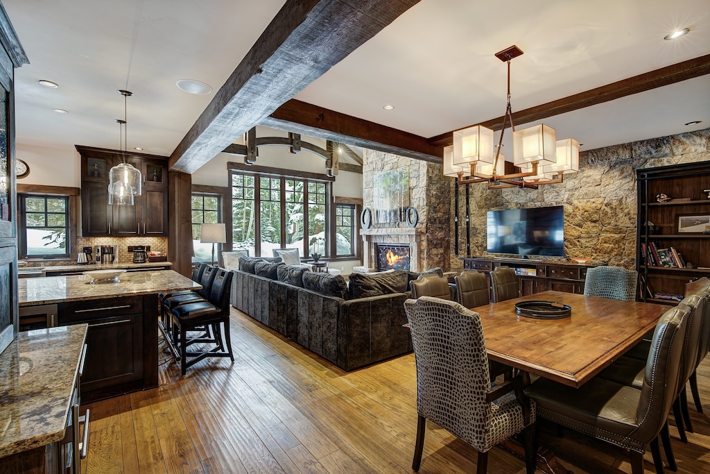 Main floor living space