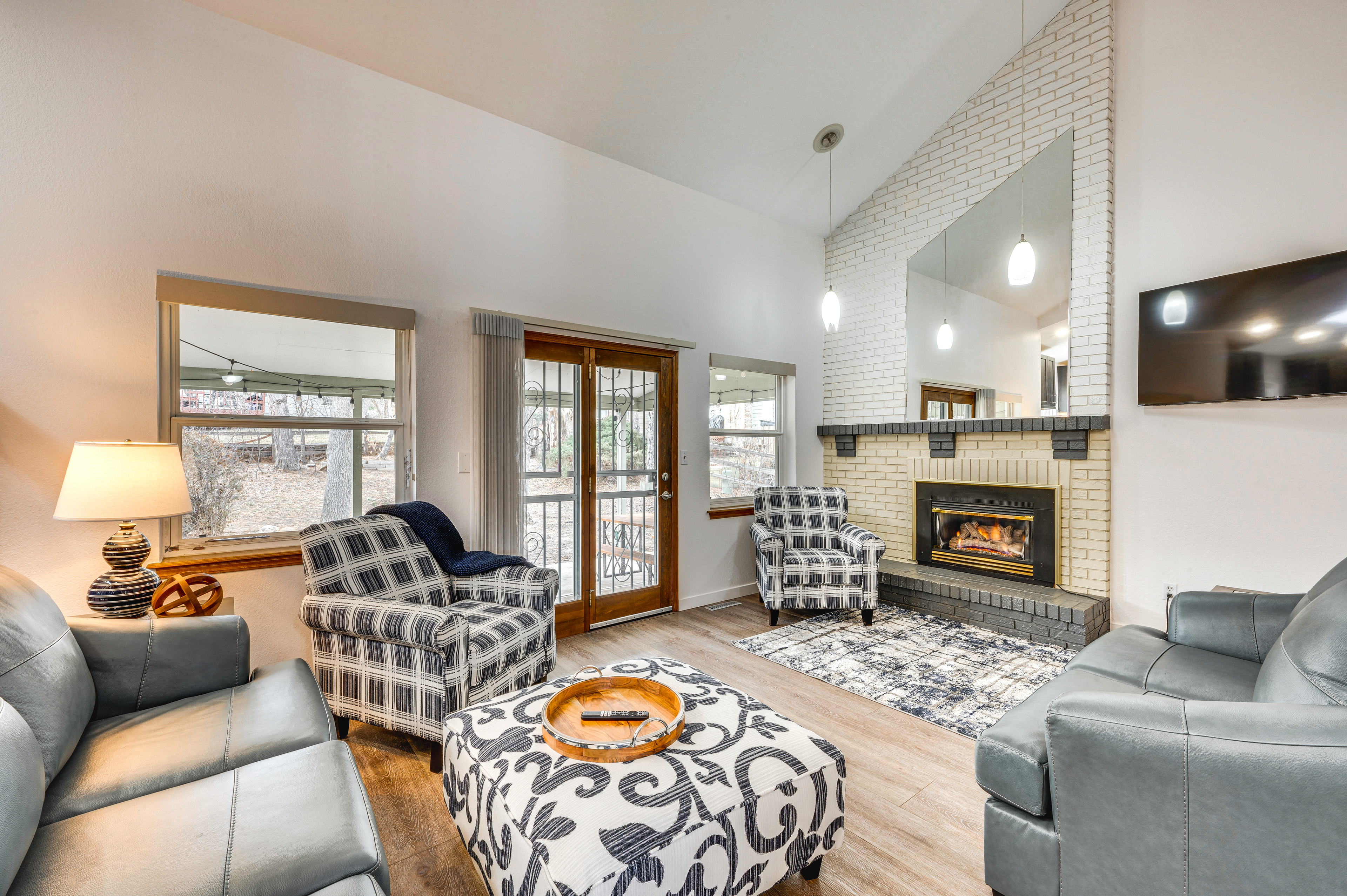 10 Mi to Denver: Pet-Friendly Arvada Home w/ Yard!