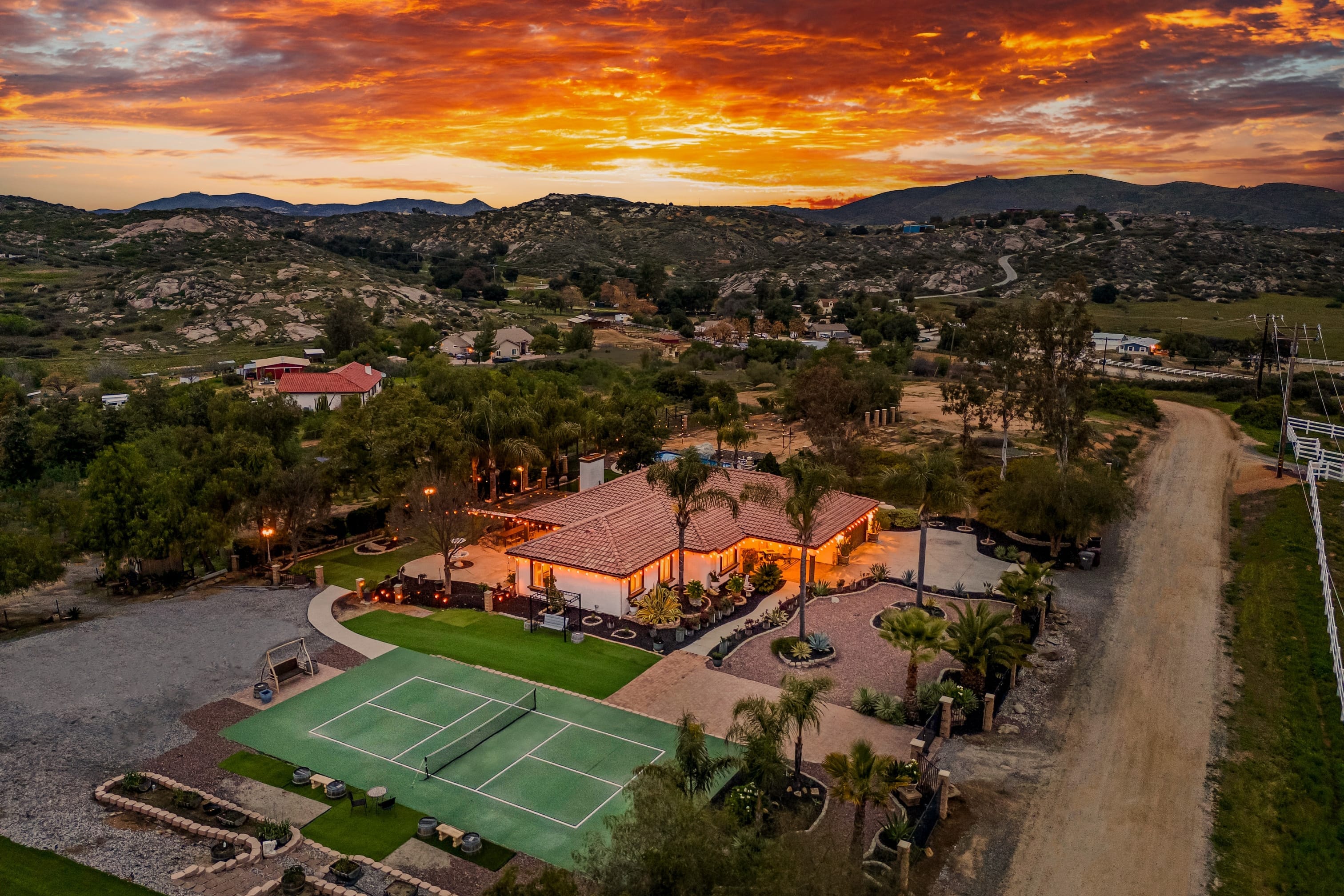 Escape to luxury in the heart of wine country.